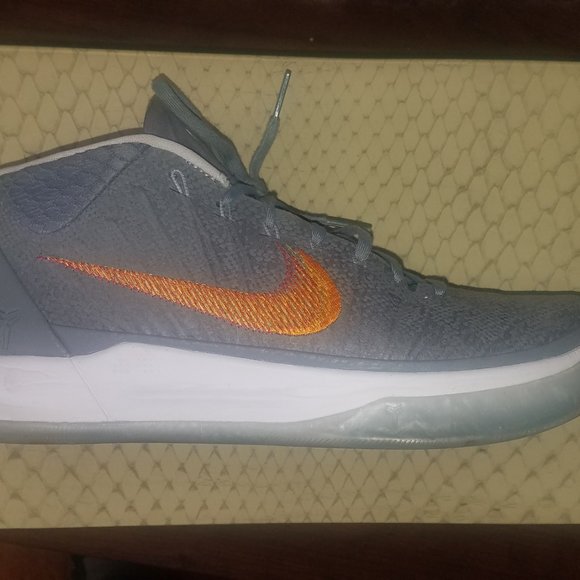 Kobe AD Chrome/Habanero Red in Size 9 (Worn Twice) - Picture 6 of 7